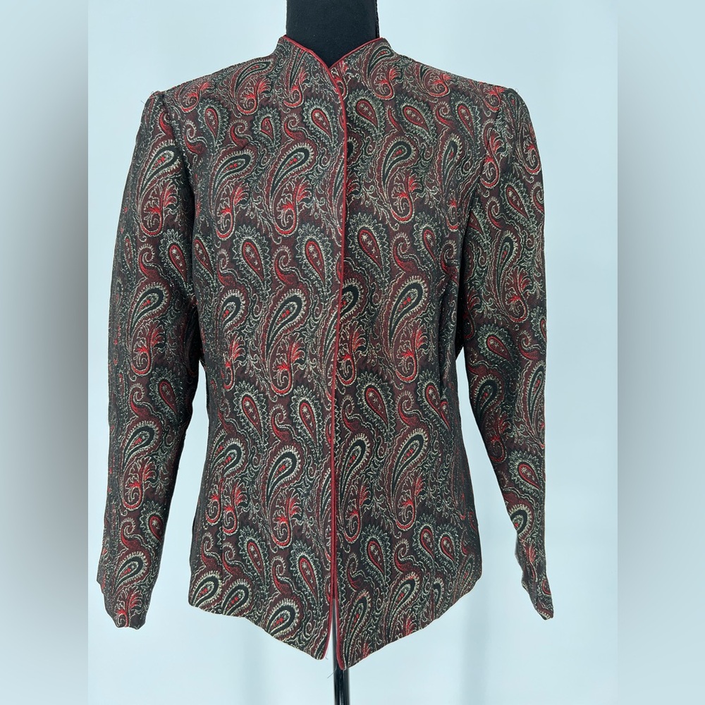 DRESS BARN COLLECTION BLAZER BURGUNDY‎ BLACK AND METALLIC GOLD